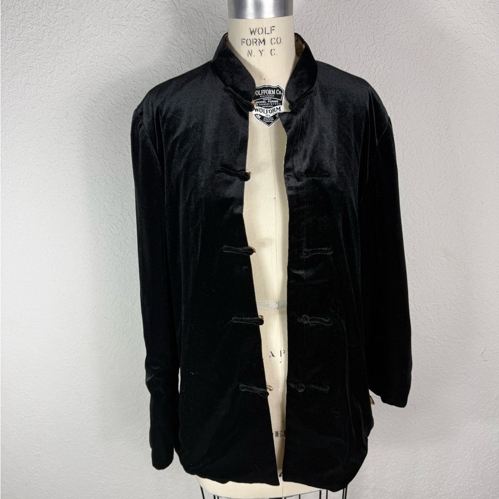 Elegant Black Velvet and gold satin reversible blazer Brand new L